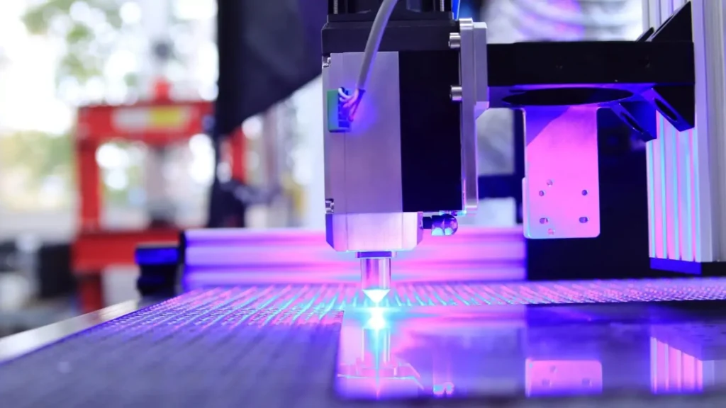 grandviewacrylic-Service-laser-cutting